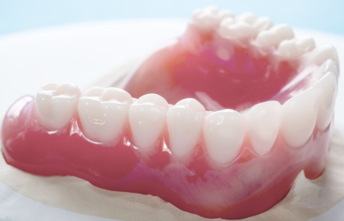 راهنمای کامل درباره دست دندان در مشهد