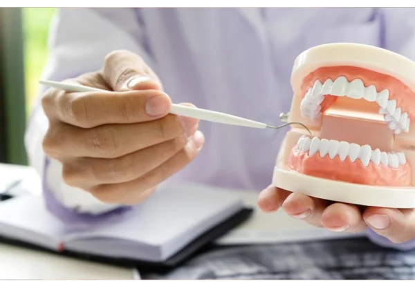 متخصص دندان مصنوعی مشهد